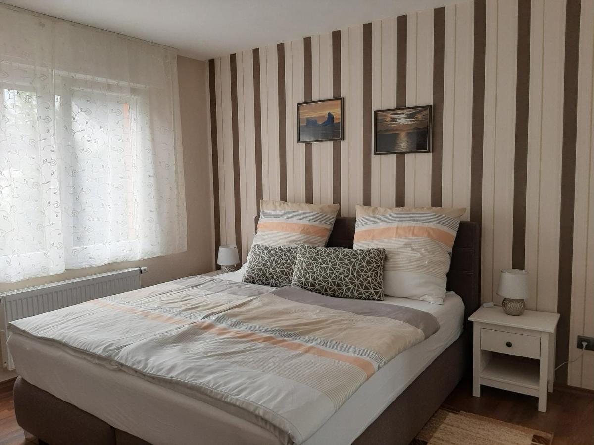 Ferienwohnung Wilfried โคเบลนซ์ ภายนอก รูปภาพ